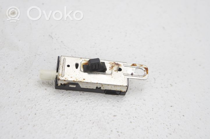 Ford Kuga II Antenas pastiprinātājs HJ8T18C847AB