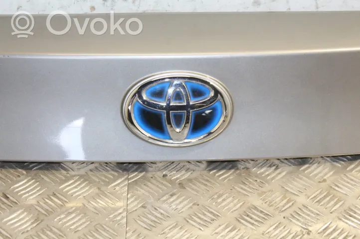 Toyota Auris E180 Takaluukun koristelista 7681102830