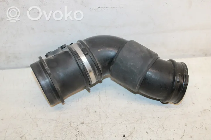 Volkswagen Amarok Turbo air intake inlet pipe/hose 2H6129627C