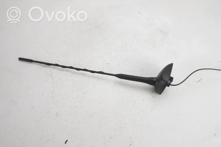 Opel Astra J Radio antenna 13331944