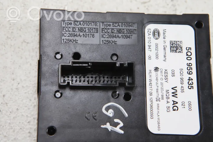 Volkswagen Golf VII Keyless go vadības bloks 5Q0959435