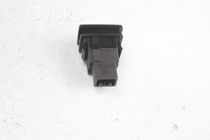 Toyota Auris E180 Przycisk / Pokrętło regulacji świateł 8415202080