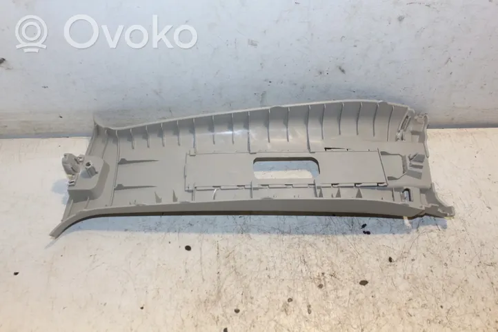 Nissan X-Trail T32 Rivestimento montante (B) (superiore) 769134CE0A