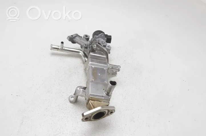 Toyota Auris E180 Valvola di raffreddamento EGR 25601-37010-B