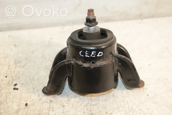 KIA Ceed Supporto di montaggio del motore 21810-A5200