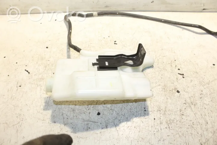 Honda CR-V Coolant expansion tank/reservoir 