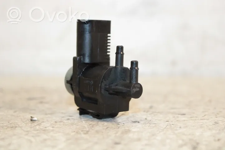 Volkswagen Tiguan Turbo solenoid valve 1K0906283A