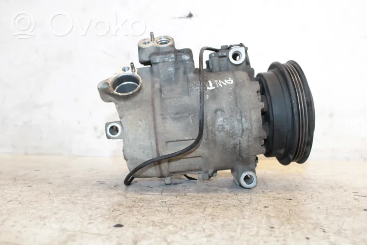 Audi A4 S4 B5 8D Ilmastointilaitteen kompressorin pumppu (A/C) 8D0260808