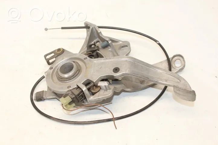 Mercedes-Benz E W211 Rankinio mechanizmas (salone) 2114270036