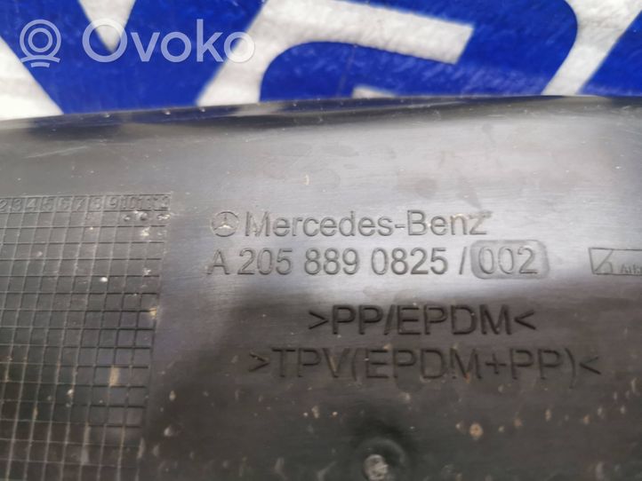 Mercedes-Benz C W205 Lokasuojan vaahtomuovituki/tiiviste A2058890825