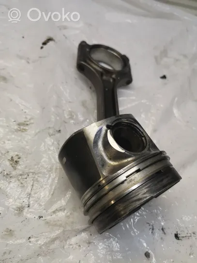 Volvo V40 Cross country Piston avec bielle 