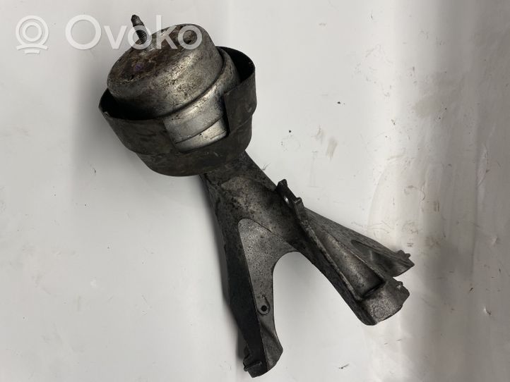 Audi A4 S4 B7 8E 8H Support, suspension du moteur 8E0199308AF