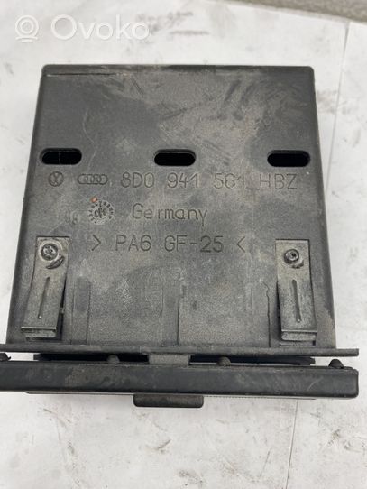 Audi A4 S4 B5 8D Box/scomparti cruscotto 8D0941561