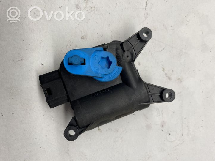 Audi A3 S3 8P Motorino attuatore ricircolo aria dell’A/C 0132801343