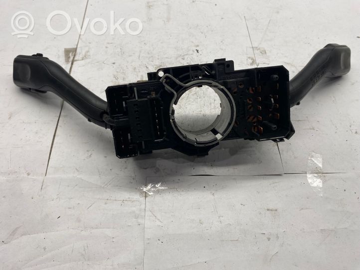 Fiat Ulysse Pyyhkimen/suuntavilkun vipukytkin 8L0953513G