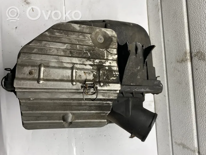 Audi 80 90 S2 B4 Scatola del filtro dell’aria 028129607G