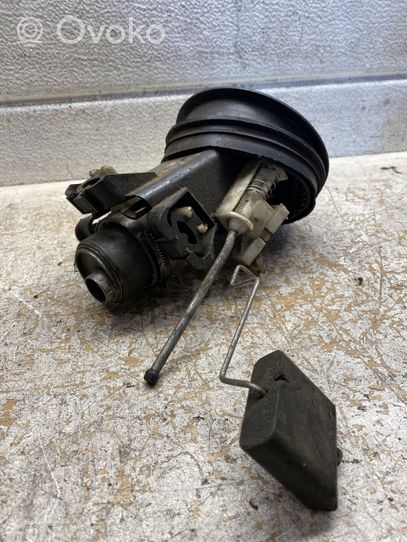 BMW 3 E36 Polttoaineen ruiskutuksen suurpainepumppu M1589333064