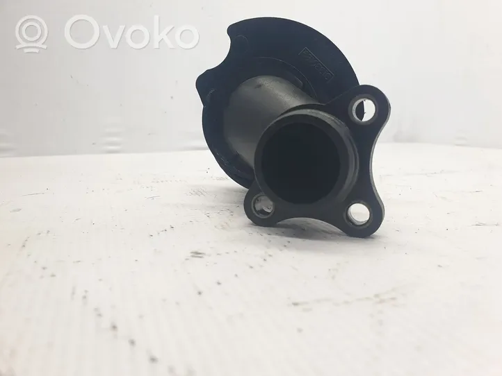 Volvo XC60 Oil fill pipe 31330189