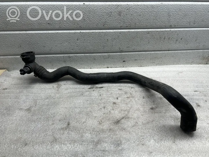 Volkswagen PASSAT B7 Engine coolant pipe/hose 1K0122291