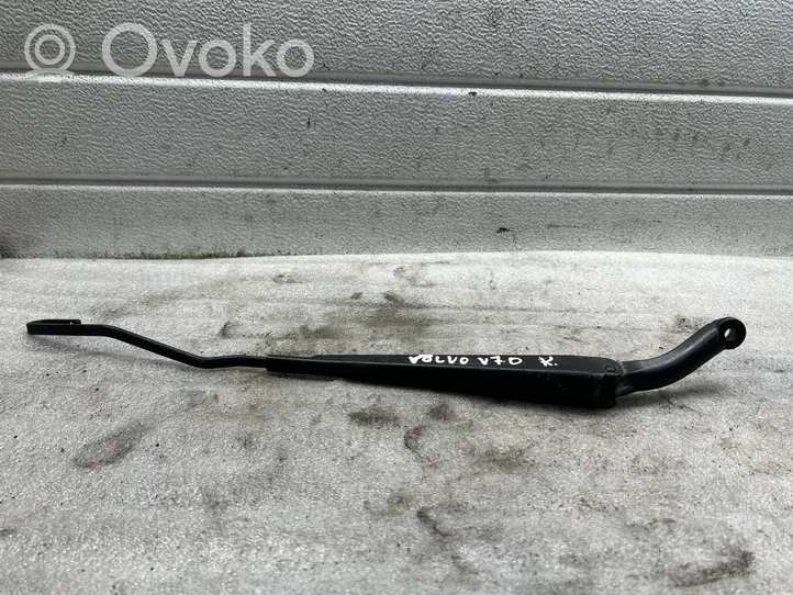 Volvo V70 Windshield/front glass wiper blade 8624243