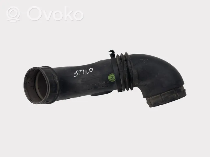 Fiat Stilo Część rury dolotu powietrza 46800164