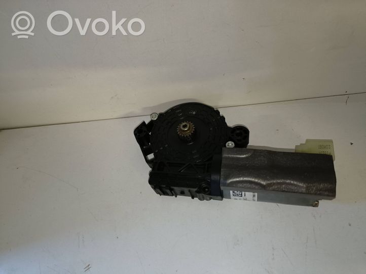 Volkswagen Tiguan Sähkökäyttöisen kattoluukun asennussarja 3G9877795F