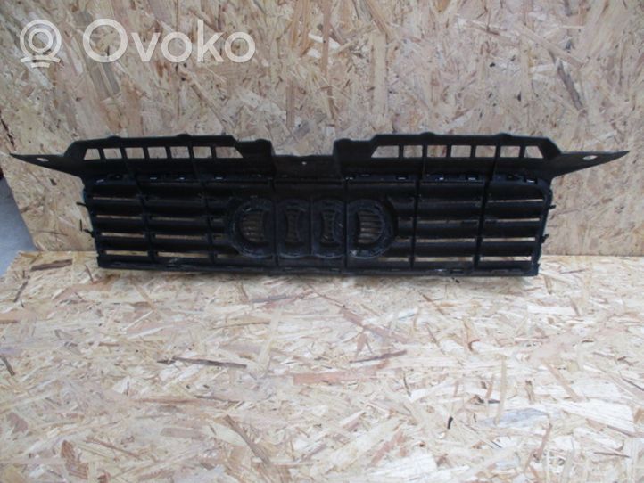 Subaru Outback Grille calandre supérieure de pare-chocs avant 