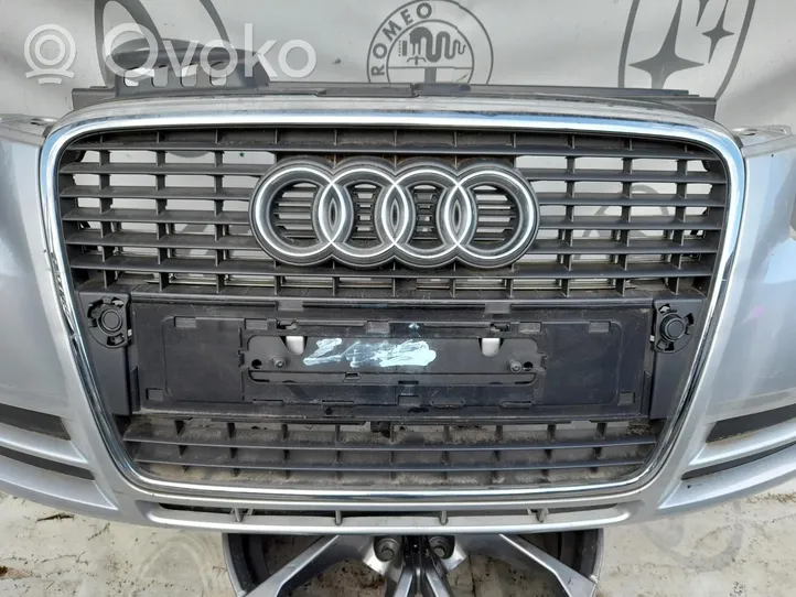 Audi A4 S4 B5 8D Paraurti anteriore 