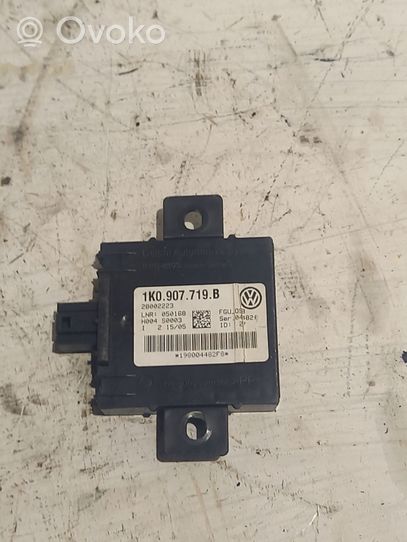 Volkswagen Golf V Boîtier module alarme 1K0907719