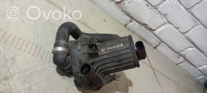 Audi A6 S6 C6 4F Įsiurbimo rezonatorius ZSB078906601G