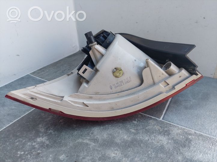 Volkswagen Golf V Lampa tylna 1K6945096E