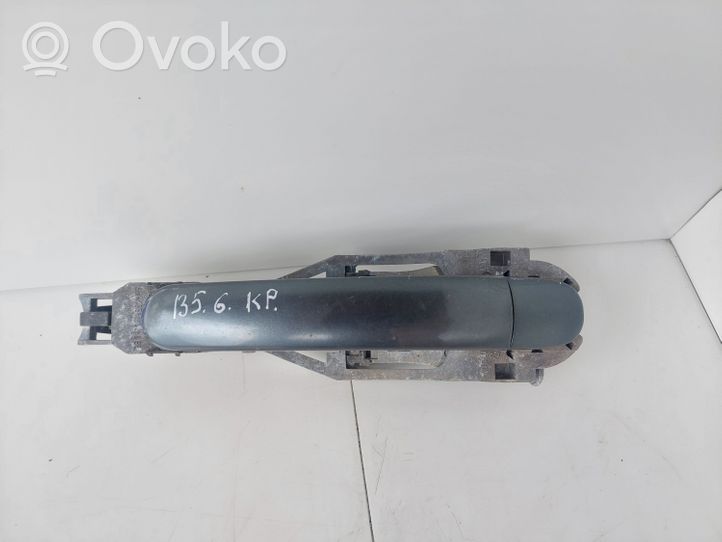 Volkswagen PASSAT B5 Takaoven ulkokahva 3B0837885