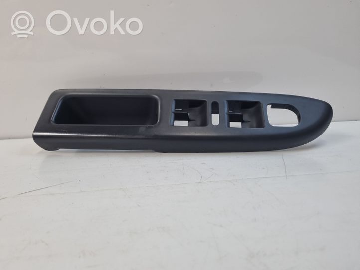 Volkswagen Golf Plus Rivestimento della maniglia interna per portiera anteriore 5M1867371C