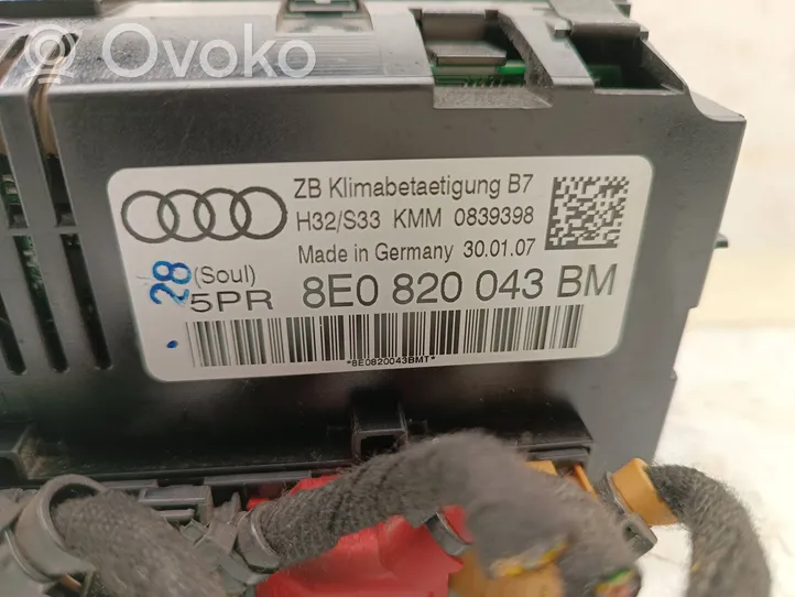 Audi A4 S4 B6 8E 8H Climate control unit 8E0820043BM