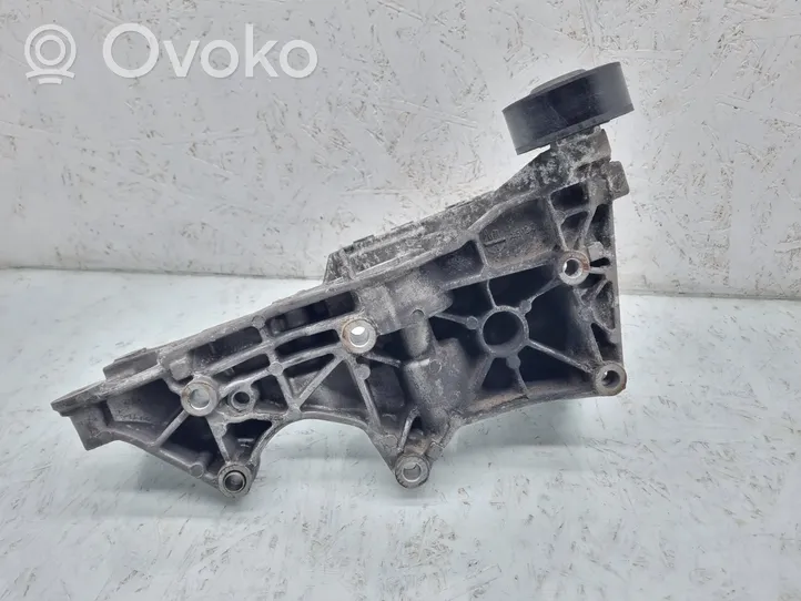 Audi A4 S4 B7 8E 8H Generator/alternator bracket 