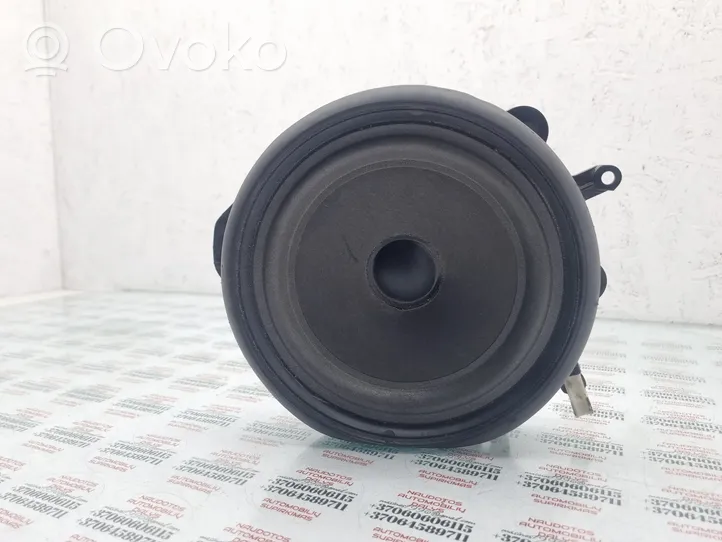 Audi A4 S4 B7 8E 8H Etuoven kaiutin 8E0035411