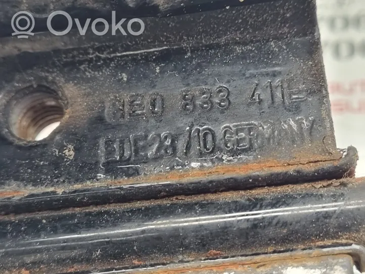 Audi A6 S6 C6 4F Zawiasy drzwi tylnych / Komplet 8E0833411E