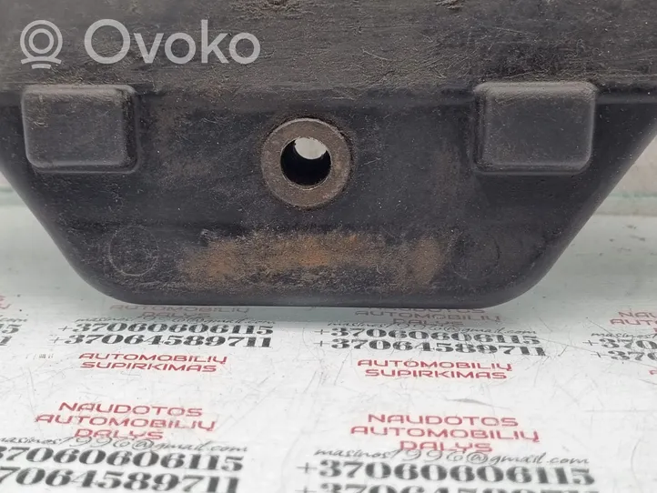 Volkswagen Golf IV Boîte de batterie 1J0804373A