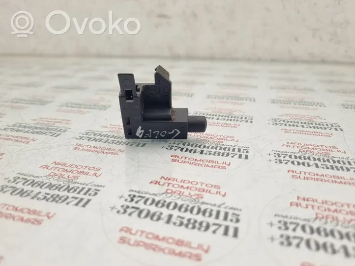 Volkswagen Golf IV Rokas bremzes sensors 1J0947561