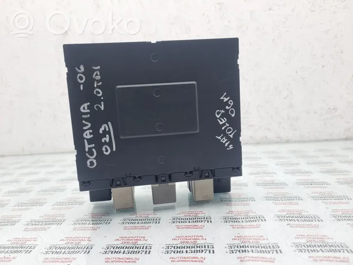 Seat Toledo III (5P) Module confort 1K0937049N