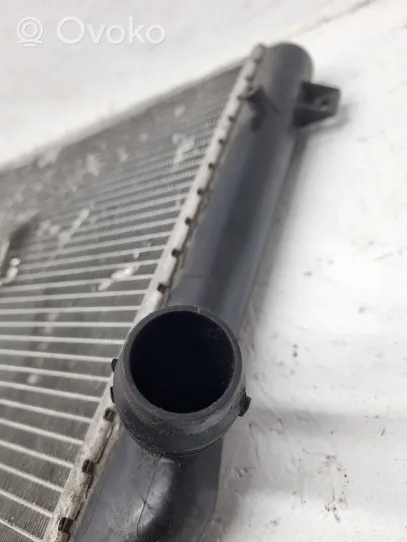 Volkswagen Touran II Coolant radiator 