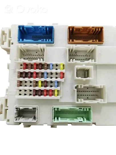 Volvo V40 Module de fusibles 31394963