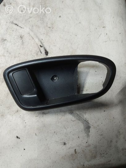 Ford Galaxy Moldura del asa de la puerta traser 6M21U226A36