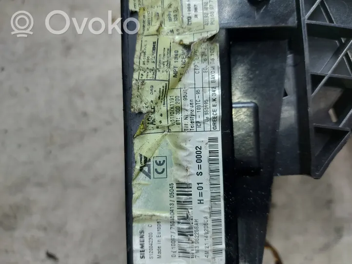 Volkswagen Sharan Fuse module 7M3962258AH