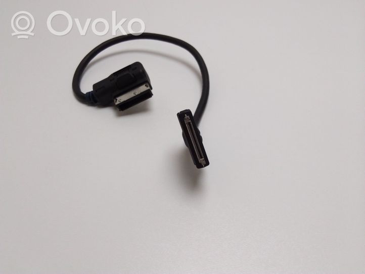 Volkswagen Golf VII Câble adaptateur AUX 5N0035554B