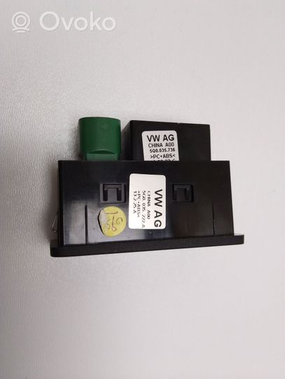 Volkswagen Golf VII Câble adaptateur AUX 5G0035222A