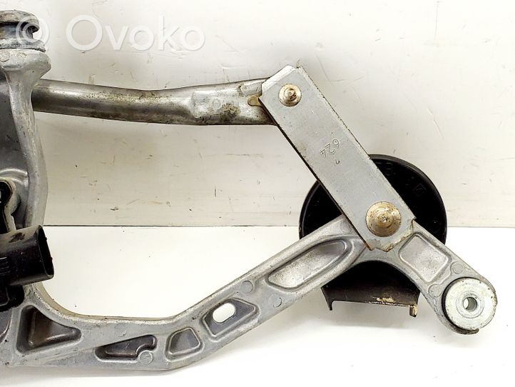 Toyota Auris E180 Tringlerie et moteur d'essuie-glace avant 851100230