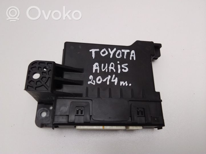 Toyota Auris E180 Muut laitteet 8865002D70