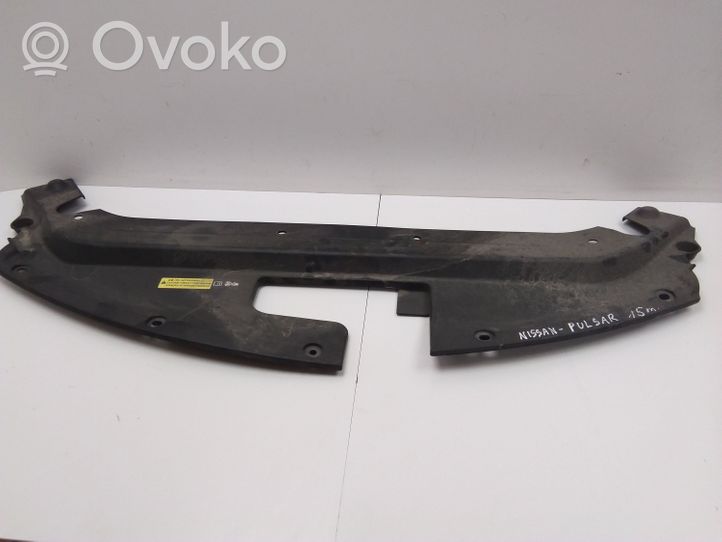 Nissan Pulsar Radiator trim 623223ZL0A