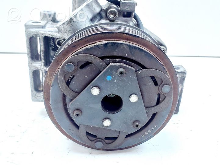 Nissan Micra Ilmastointilaitteen kompressorin pumppu (A/C) 826003VA1D